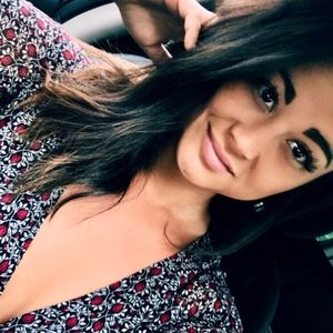 Meet your Posher, Bri